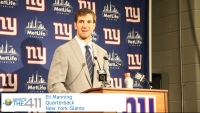 Eli Sets Record As Giants Come Back