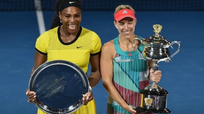 Photo from left to right: World No. 1 Serena Williams poses with Australian Open 2016 winner, Angelique Kerber