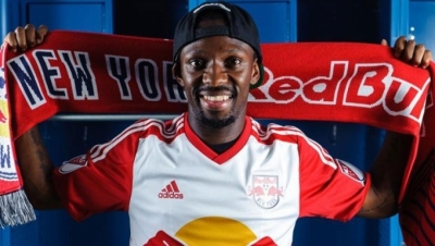 Shaun Wright-Phillips signs with New York Red Bulls